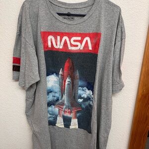Akademiks NASA Graphic Mens T-Shirt - Gray and Red